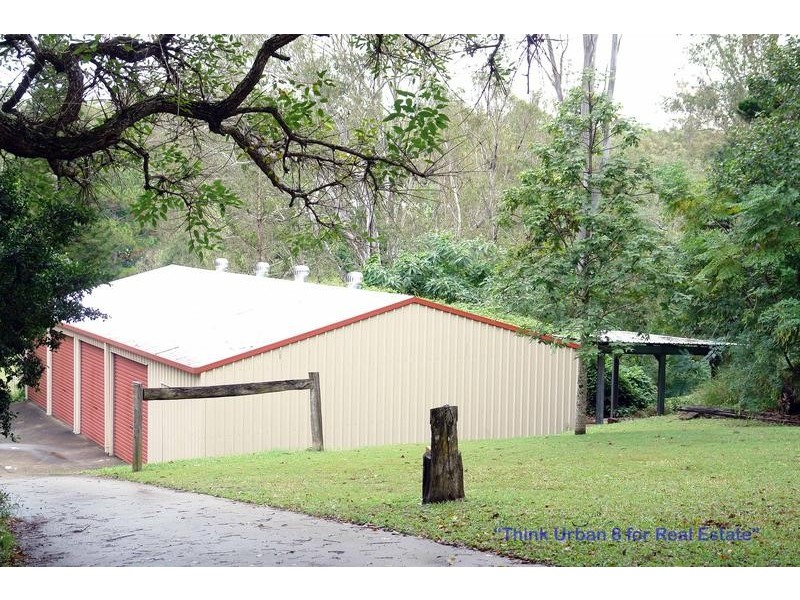 260 Rafting Ground Road, Brookfield QLD 4069
